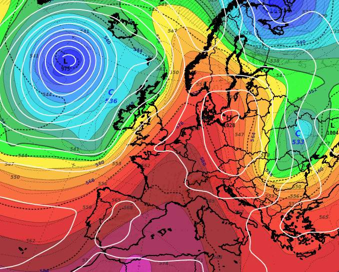 Abb. 2: Ein sogenannter Höhenrücken breitet sich nach Europa aus und bringt sommerliches Wetter. Quelle: ECMWF-Modell am 14.5, 0:00Uhr