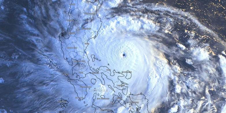 Fig. 2: Le super typhon Noru dimanche à l'aube