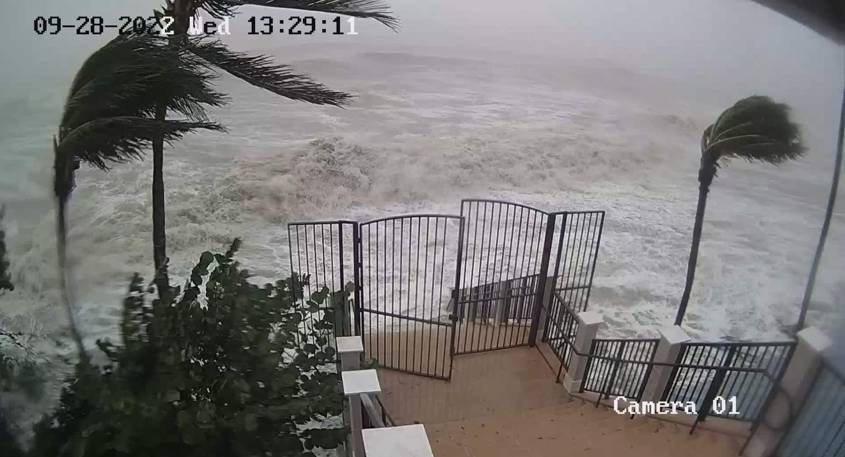 Abb. 5: Auch vor der Bonita Springs macht die Sturmflut nicht Halt!! (Bild: https://526540bdc27a7.click2stream.com/)