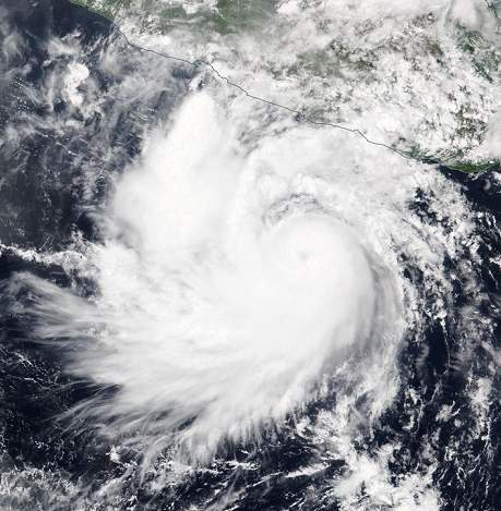 Fig. 2: Ouragan Bonnie au large des côtes du Mexique