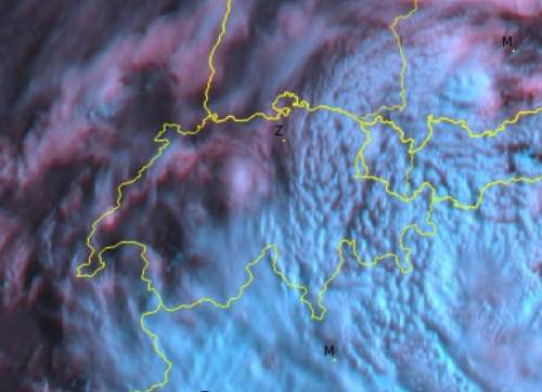 Abb. 2: Typische flockige Wolkenstruktur infolge Saharastaubs (Bild von heute Morgen 8 Uhr); Quelle: EUMETSAT