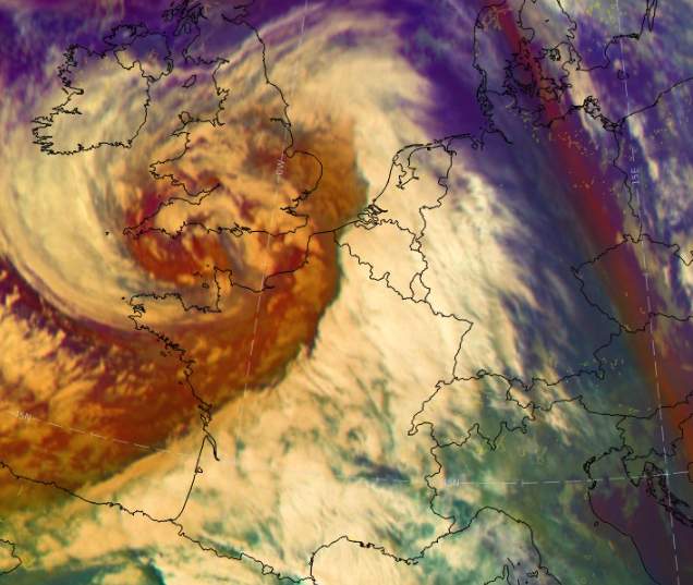 Fig. 1: Position de l'ouragan jeudi matin à 05h00; Source: MeteoNews, Ubimet