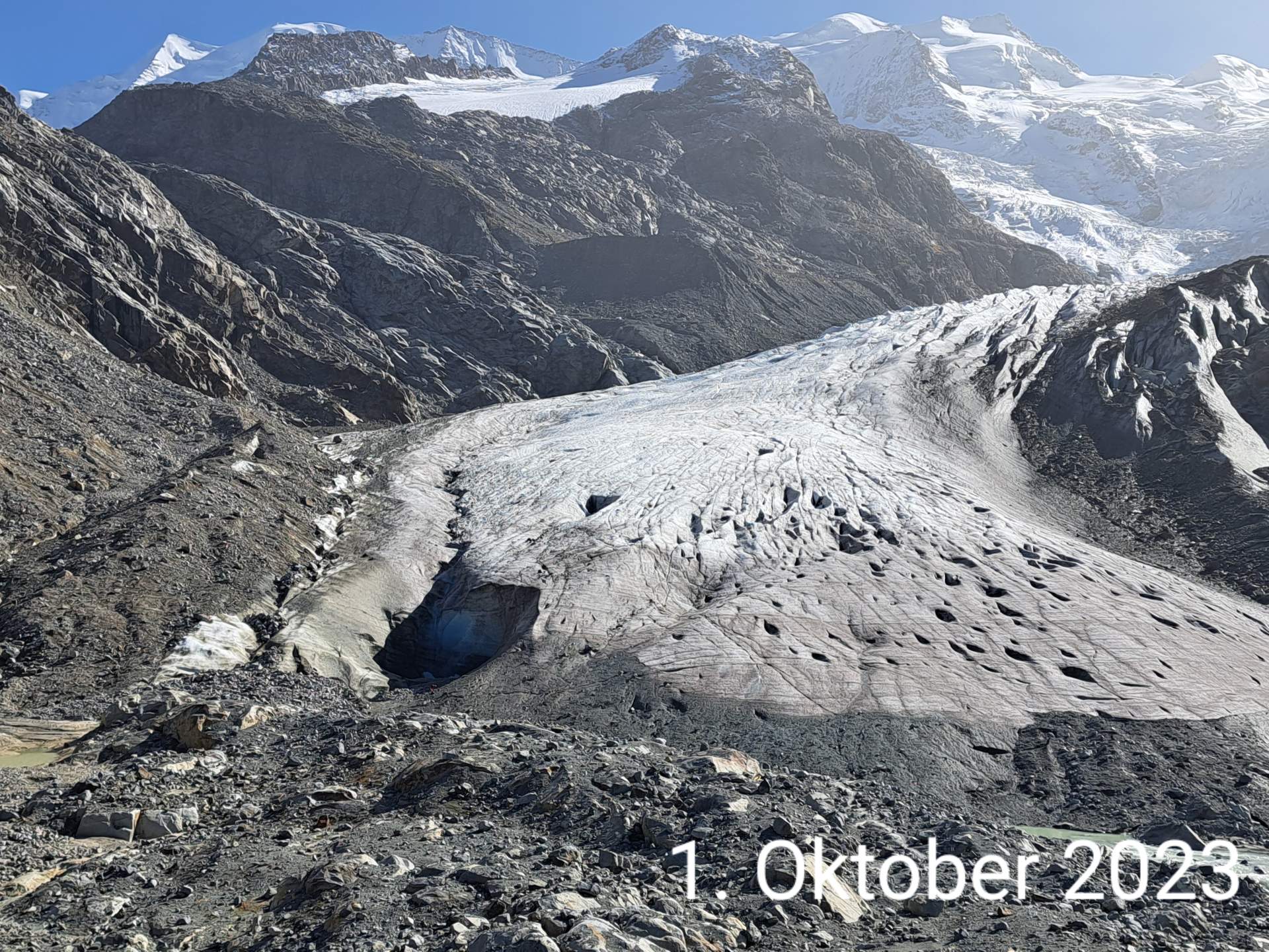 Fig. 9: Tongue of the Morteratsch Glacier in this year's fall ; Source: Roger Perret