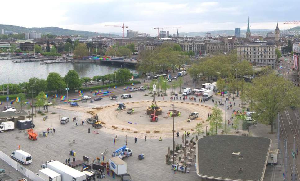 Abb. 1: Aktueller Blick auf den Sechseläutenplatz in Zürich; Quelle: Roundshot